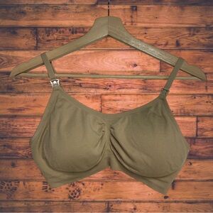 5 for $25🔥Under Control‎ Nude Maternity Nursing Bra Medium